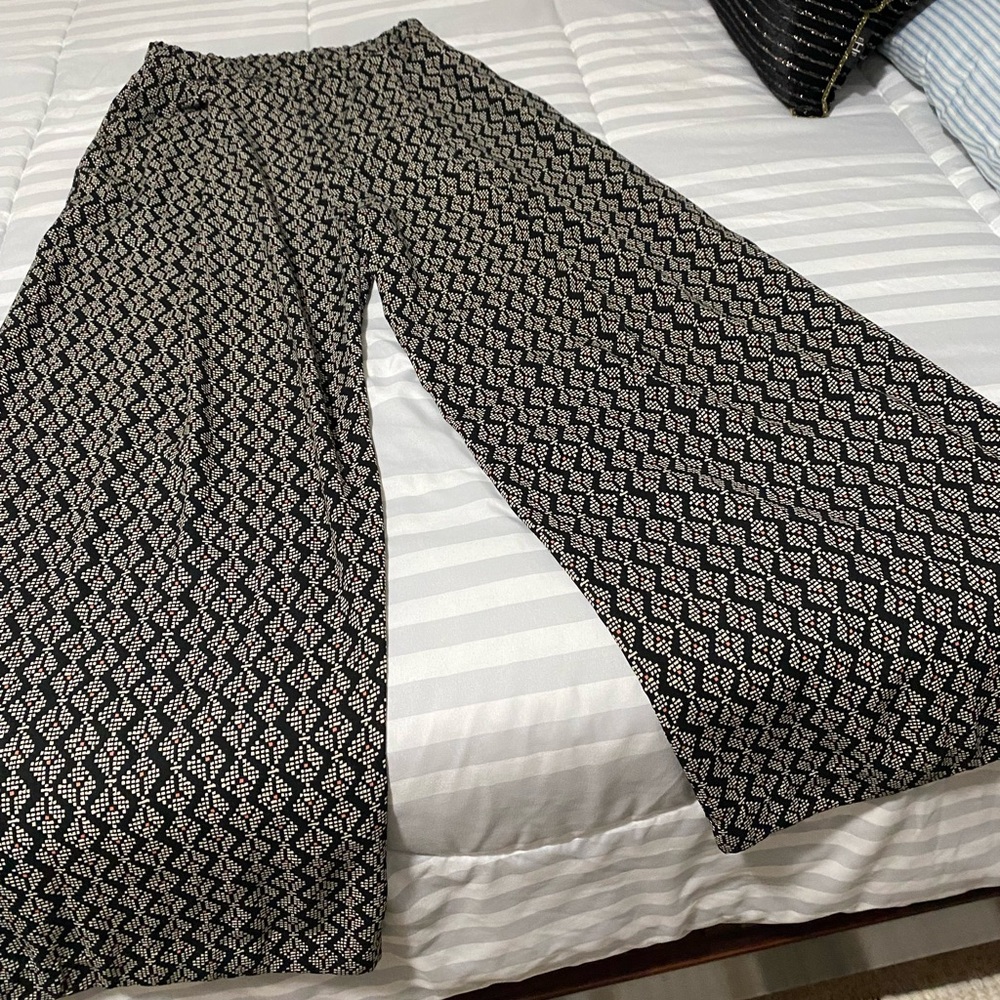 Palazzo wide leg pants. Multi pattern, elastic waist.